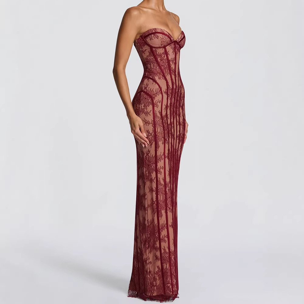 Woman Formal Wear - Robe longue moulante sans bretelles pour