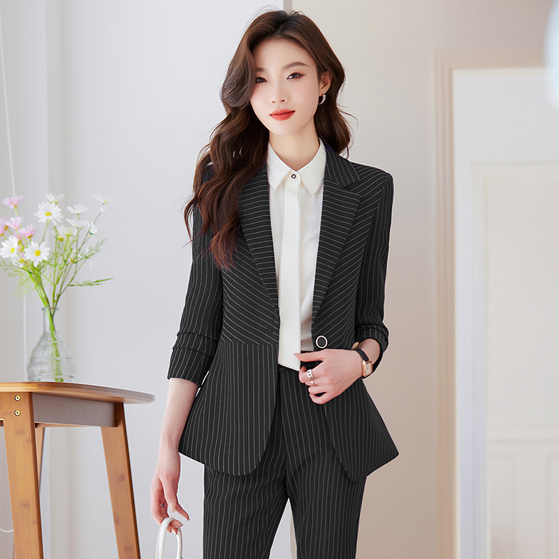 Costume rayé bleu pour femme 2 - Women Formal Wear Store avis et prix
